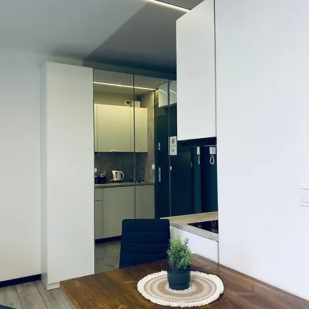 Apartment Enes Legnicka Street 59d *